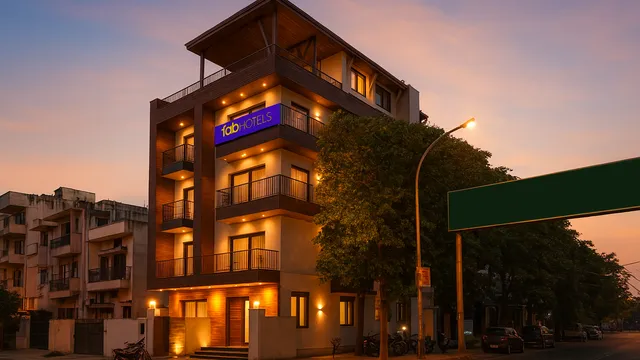 FabHotel F9 Sector 19 - Hotel in Sector 19, Noida