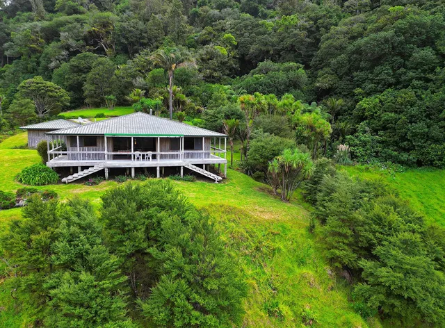 Waiotemarama Falls Lodge