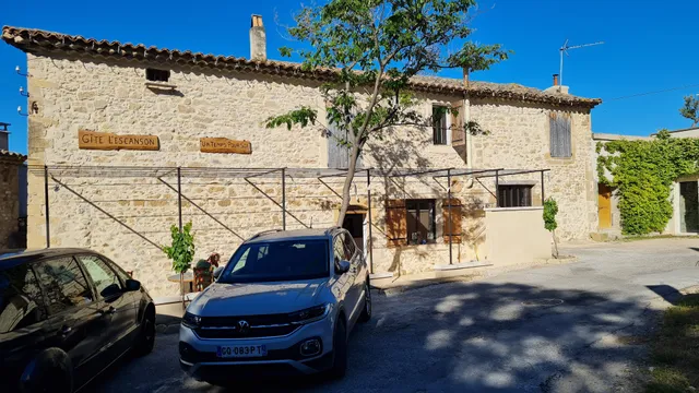 Gites l'Escanson "un temps pour soi" 12 personnes