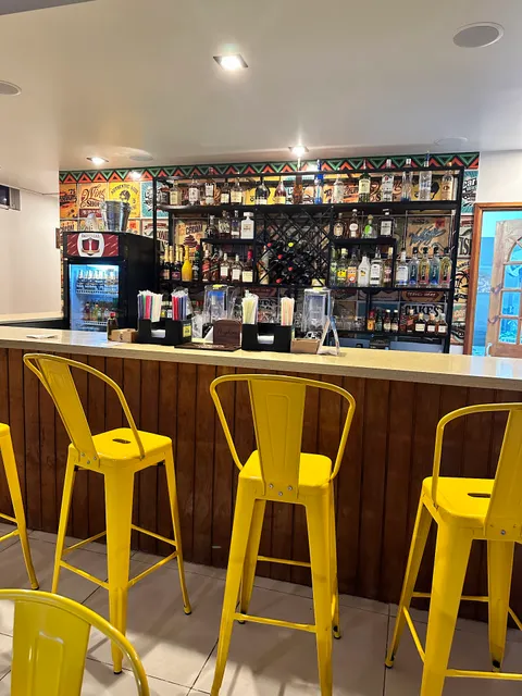 Papi Chulo Pineapple