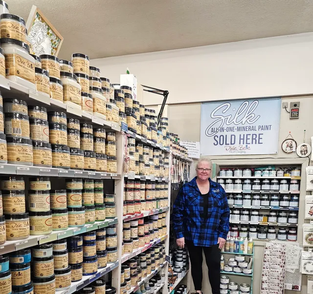 The Carriage Place Crafts & Antique Co-op