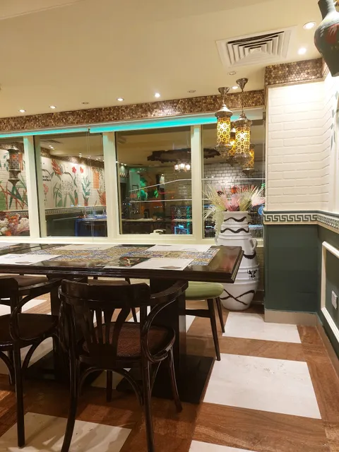 Hunger Heads Cafe & Restaurant