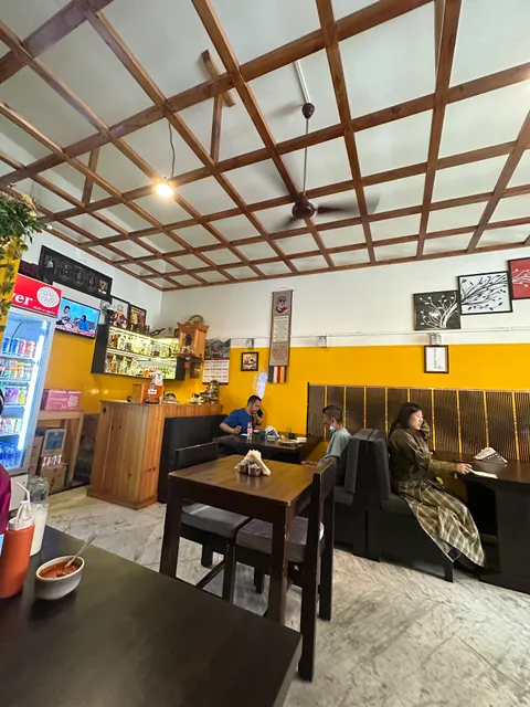 Food Lover Restaurant