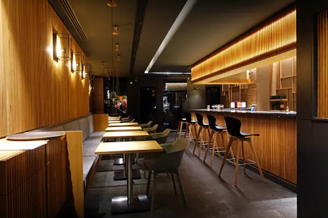 Hotaru - Restaurante Japonés