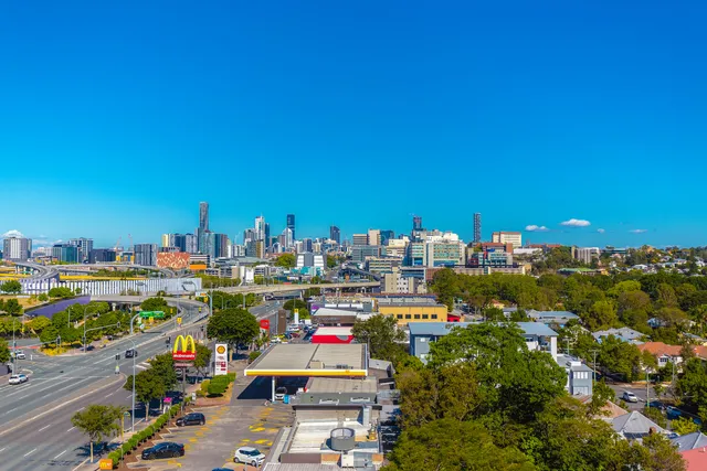 THE WINDSOR (Hotel Rooms & Apartments)