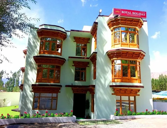 Royal Holiday Leh