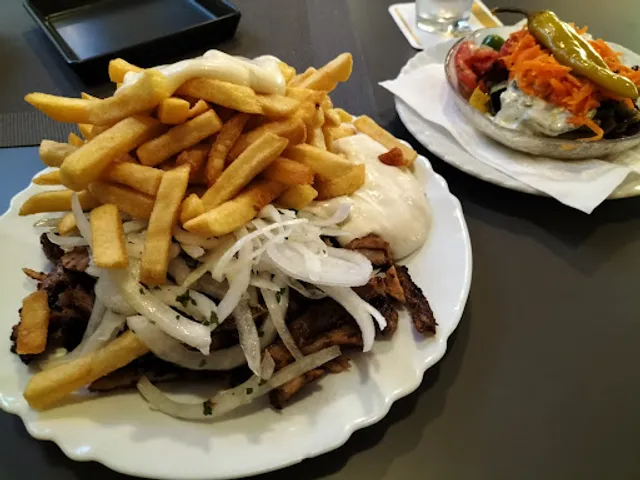 Hellas Grill u. Pizzeria