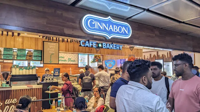 Cinnabon