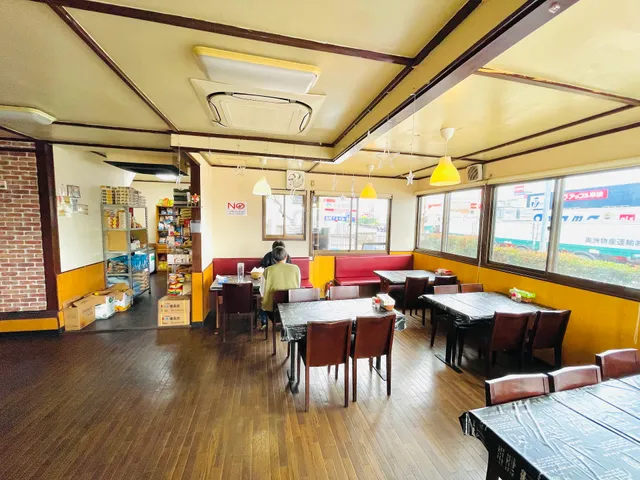 DIAMOND RESTAURANT & HALAL FOOD