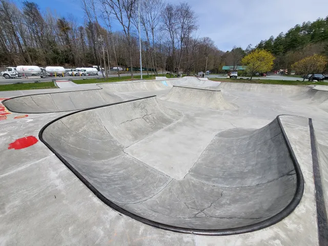 Rusty Bearings Skatepark