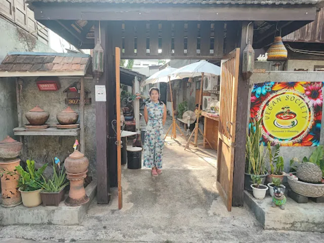 Vegan Society Restaurant & Homestay