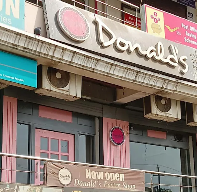 Donalds pastry & Cake shop