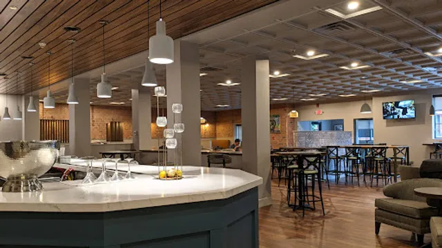 The James - An American Kitchen & Bar