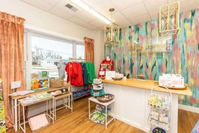 Little Lovely Clothing Company (Office & Warehouse)