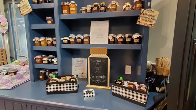 Kentucky Market Pavilion