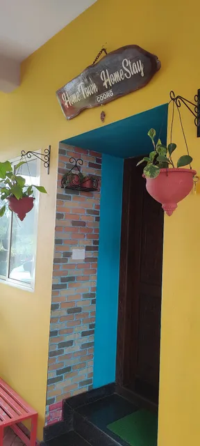 HomeTown- 1BHK stay in Madikeri