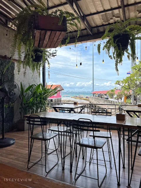 Pookai Cafe & Restaurant