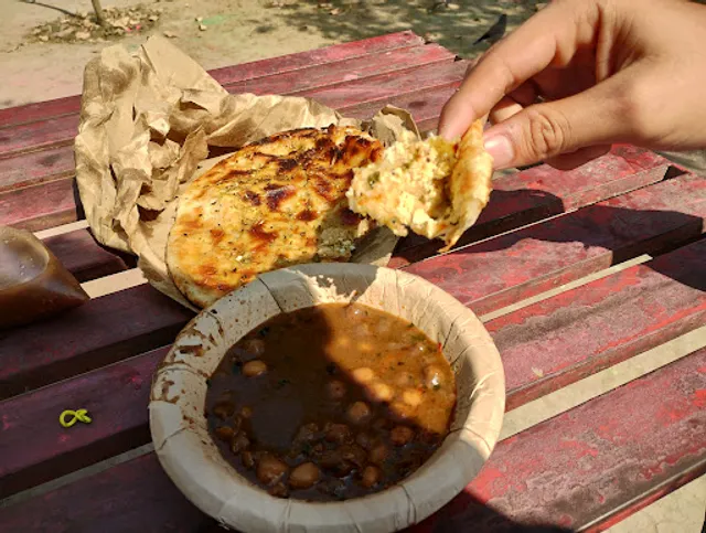 Sanjha Chulha Amritsari Kulcha Specialist