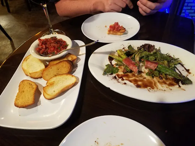 Sierra Street Kitchen and Cocktails