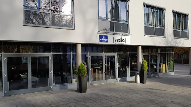 VesTa Grillhouse & Ouzerie Bar