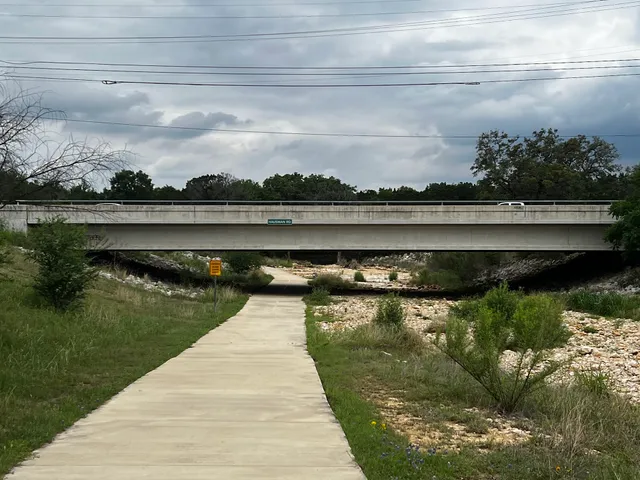Huesta Creek Trailhead