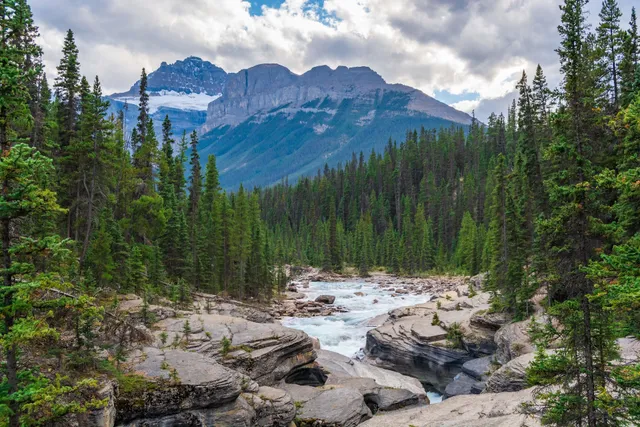 Mistaya Canyon Trail Head - Banff
