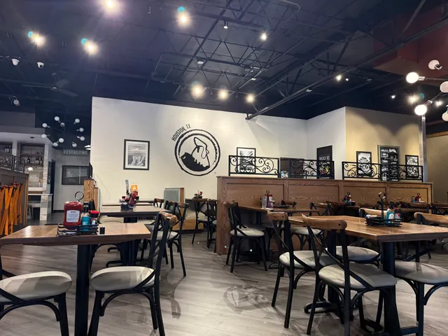 Another Broken Egg Cafe