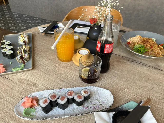 Umi sushi & Asian kitchen