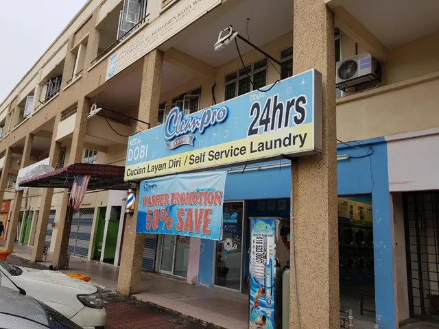 KL Backpackers @ KLIA