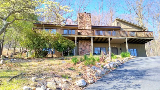 Mount Chipmunk Vacation Home