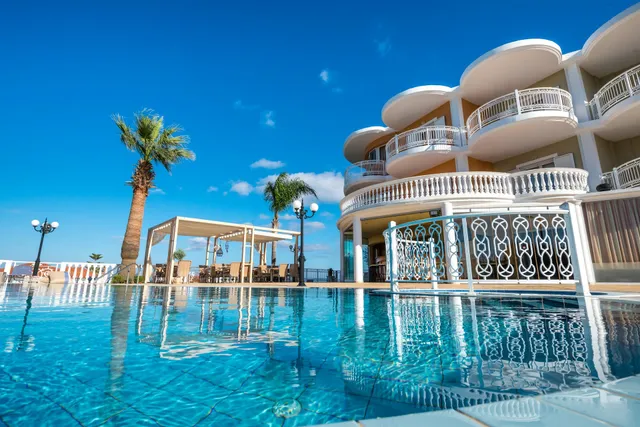 Arkadia Luxury Hotel Apartments