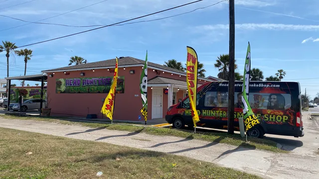 Head Hunters Smoke & Vape Shop