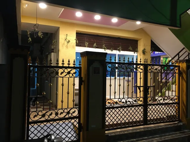 OYO 88212 Murari Inn Residency