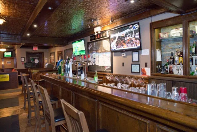 Ye Olde Squire - East Hamilton (Fennell Ave)