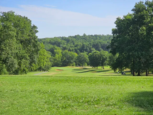 Bella Vista Country Club Golf Course and Clubhouse