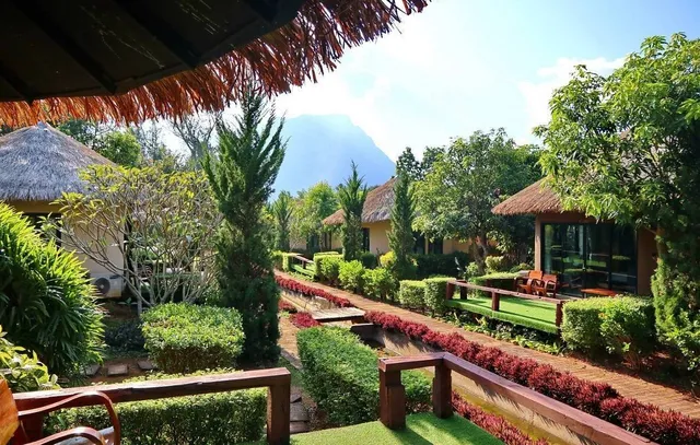 Chiang Dao Inn Hotel
