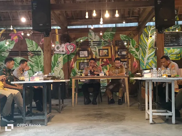 Oase Cafe & Resto - Tamansiswa