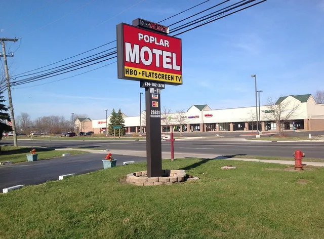 Poplar Motel