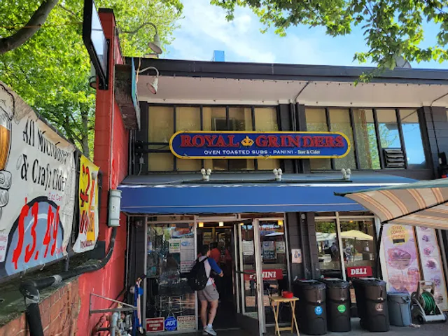 Royal Grinders