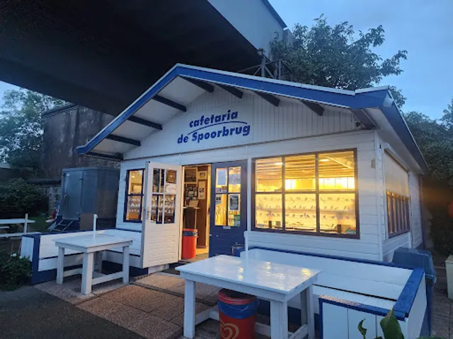 Cafetaria De Spoorbrug