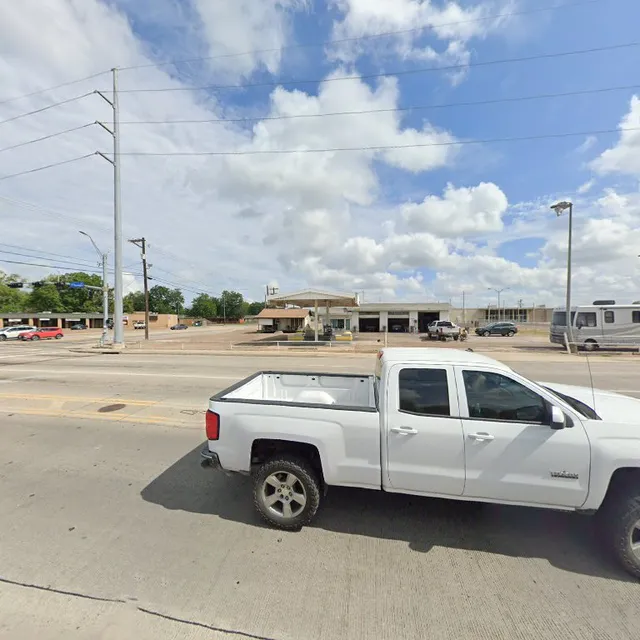 1214 E Mockingbird Ln