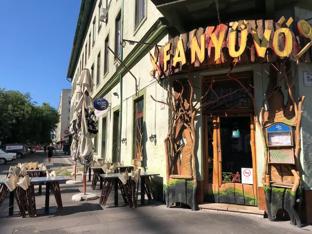 Fanyűvő restaurant