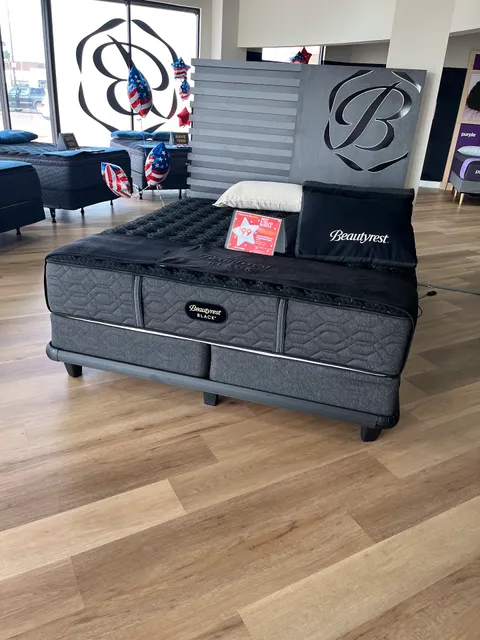 Mattress Firm Moore Plaza