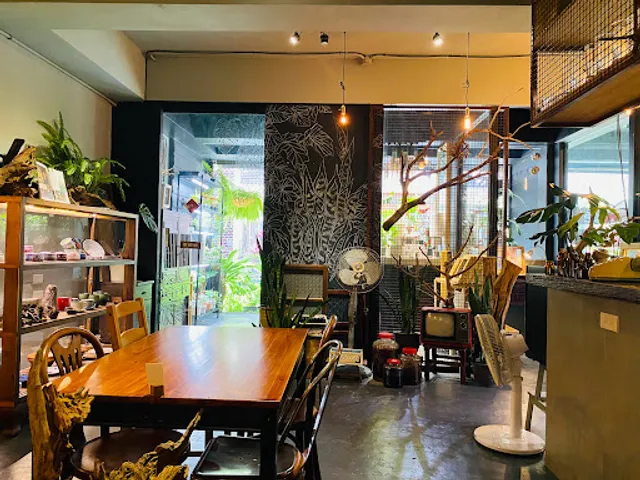 蕨蕨｜植栽咖啡店(營業時間見IG)