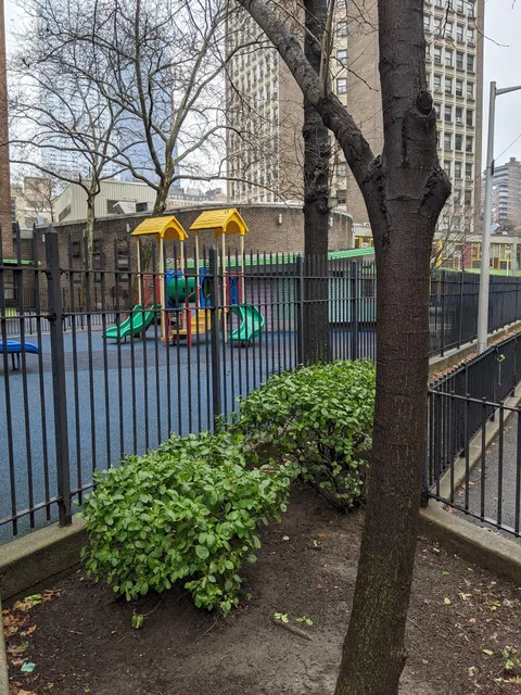 Hudson Guild Elliott Center