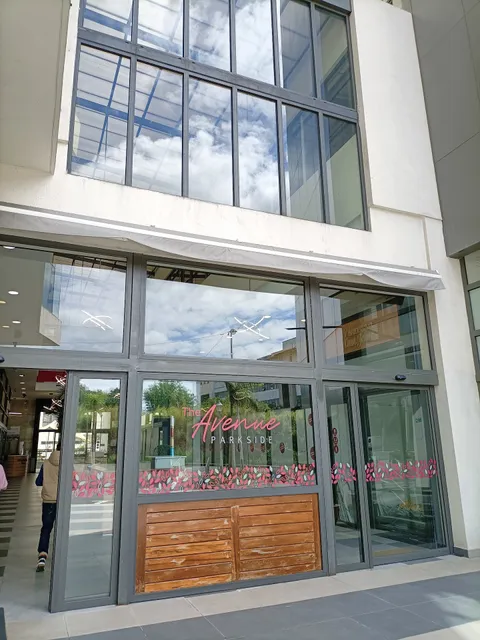 The Avenue Parkside