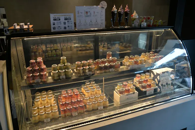 Cafe 黒壁プリン