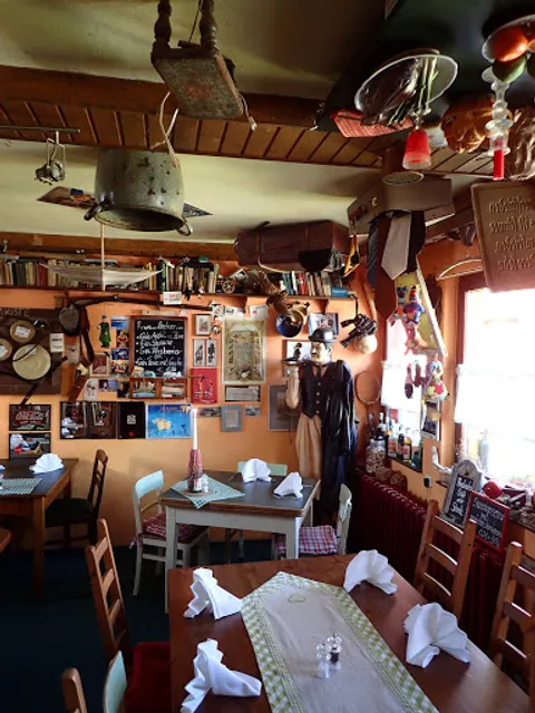 "Zur Alten Filmkiste" Gaststätte & Ferienzimmer