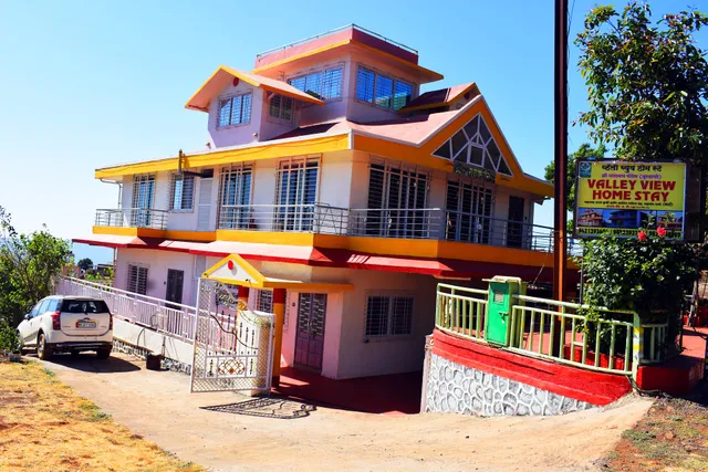 Shree Narayan Palace( Valley View Home Stay )