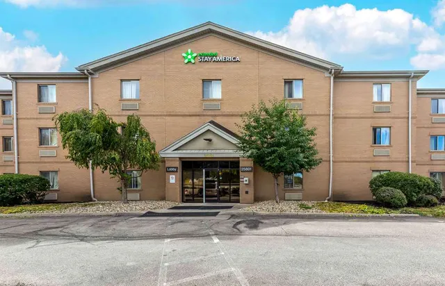 Extended Stay America Suites- Cleveland - Great Northern Mall